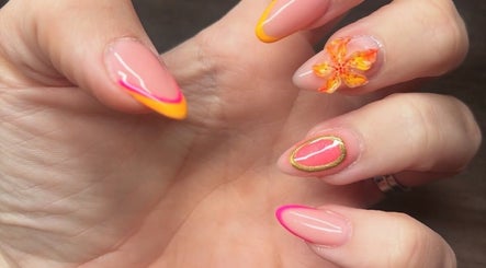 Nails by Roxanne image 3