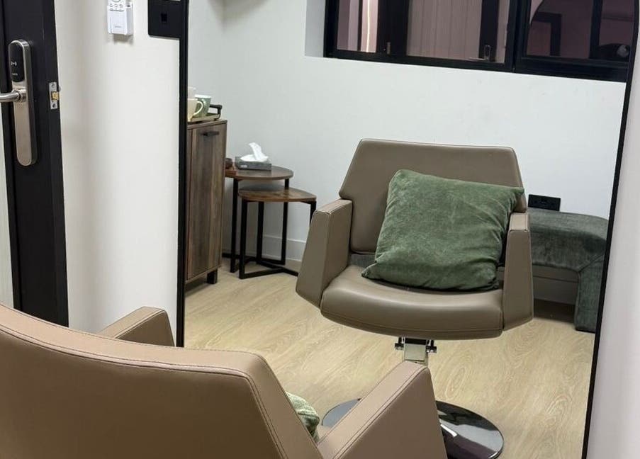 Relaxing lounge area at CHiLL CULT by Santana Lantuch, London, England, GB with comfortable seating.