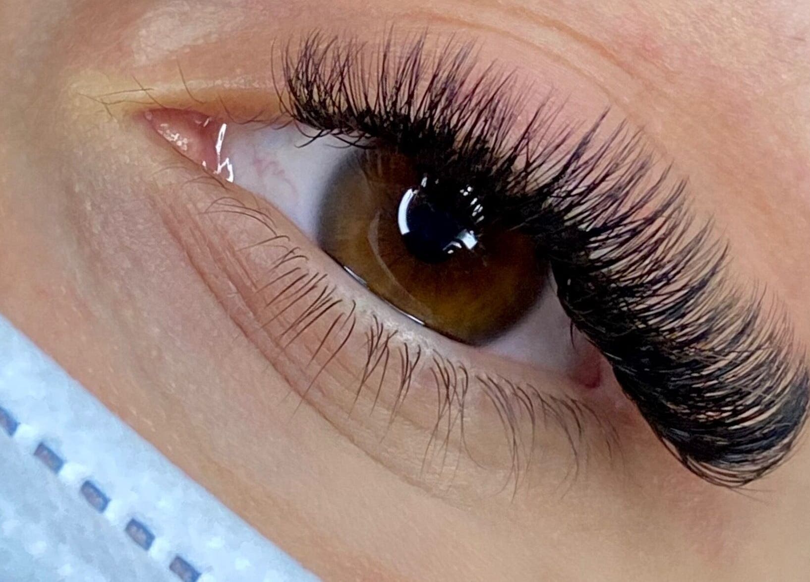 Extensão de cílios em BE BOSS, Oliveira De Azeméis, Aveiro, PT, destacando beleza e cuidado.