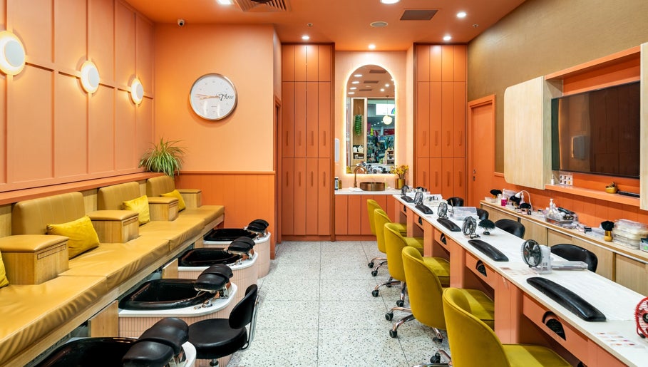 Awesome Nails & Spa Moonee Ponds image 1