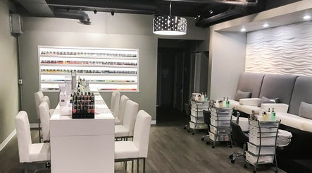 Luxure Nail and Beauty Bar image 2