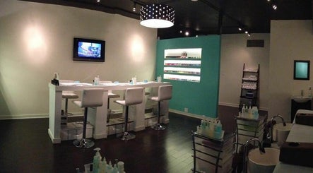 Luxure Nail and Beauty Bar image 3