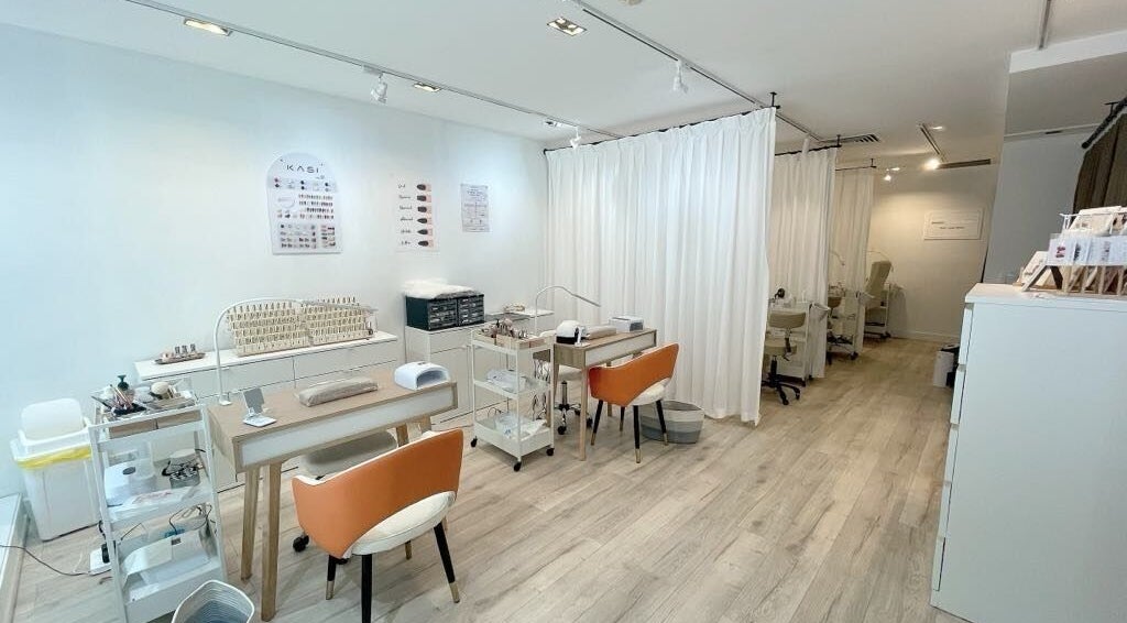 Bright, modern interior of Beauty House Studio in Melbourne, Victoria, AU, showcasing manicure stations.