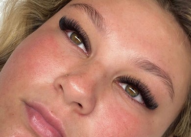 Close-up of lush eyelashes at Be Serene Beauty, Tootgarook, Victoria, AU.