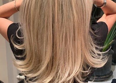 Blonde hair styled to perfection at BLONDE.LAB by Caroline Rohwer — Zurich, located in Zürich, Zürich, CH.