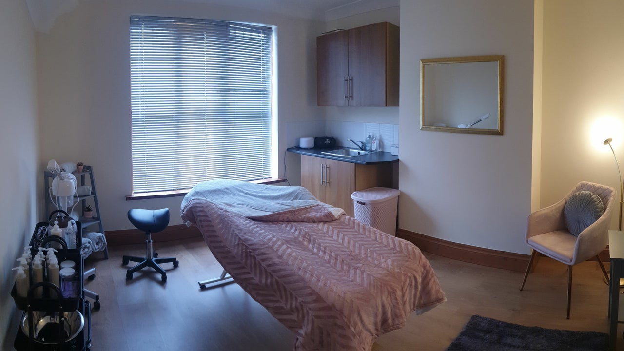 Best Back Massages Near Me in Ely, Cardiff Fresha
