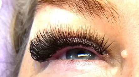 Eyecandi Lash Extensions, bild 2