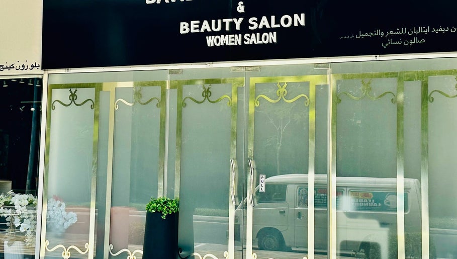 Davide Italian Hair and Beauty Salon – kuva 1