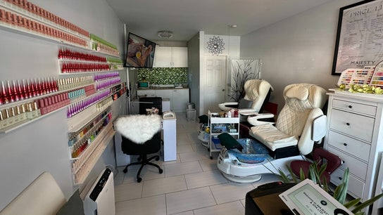 Majesty Nails and Spa