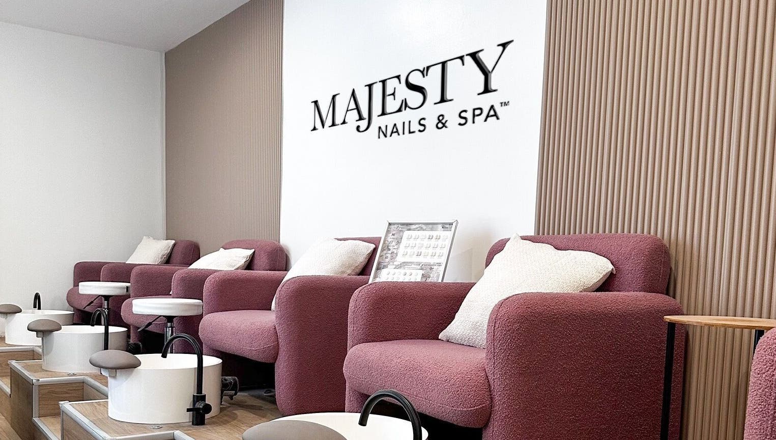 Cozy pedicure area at Majesty Nails and Spa, Calgary, Alberta, CA with plush chairs and foot baths.