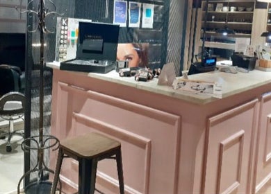 Cozy reception at B-Bar Hair & Nails, Pafos, Baf, CY with stylish decor and inviting ambiance.