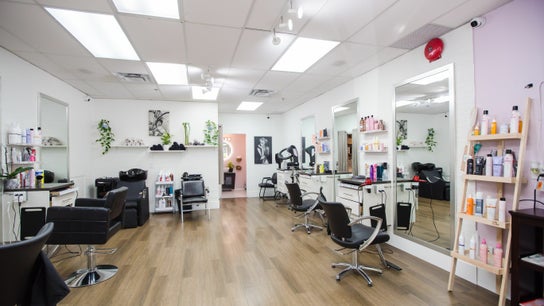 JPL Hair Studio