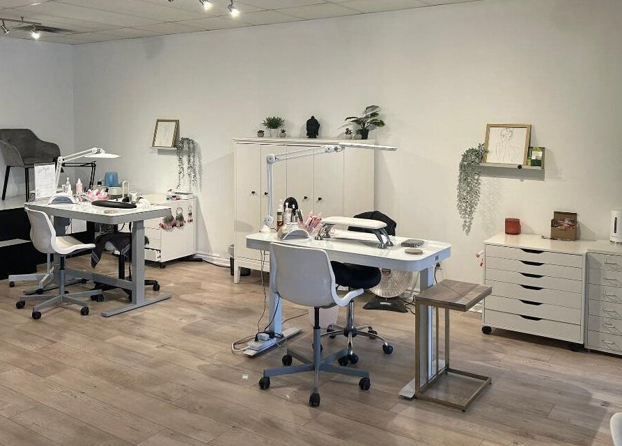 Espace soigné et moderne de l'Institut 351 à Saint-eustache, Québec, CA, pour soins de beauté.