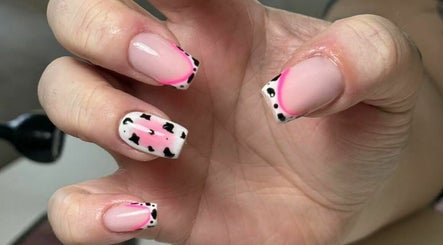 Abigail’s Nails