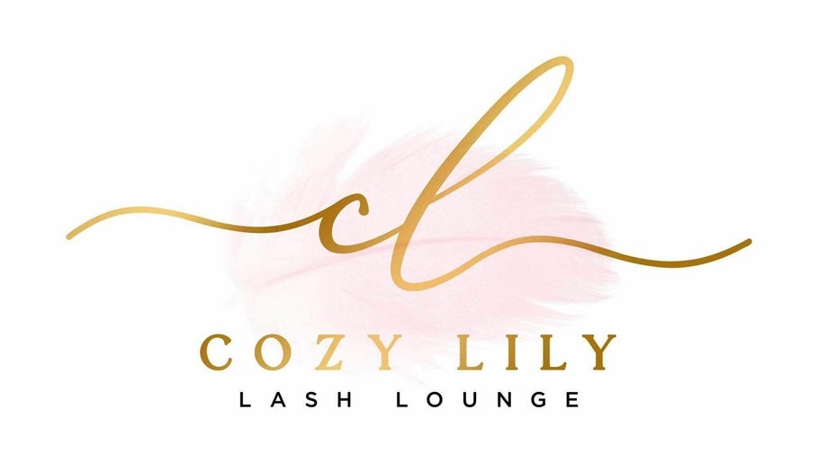 Cozy Lily Lash Lounge Bild 1