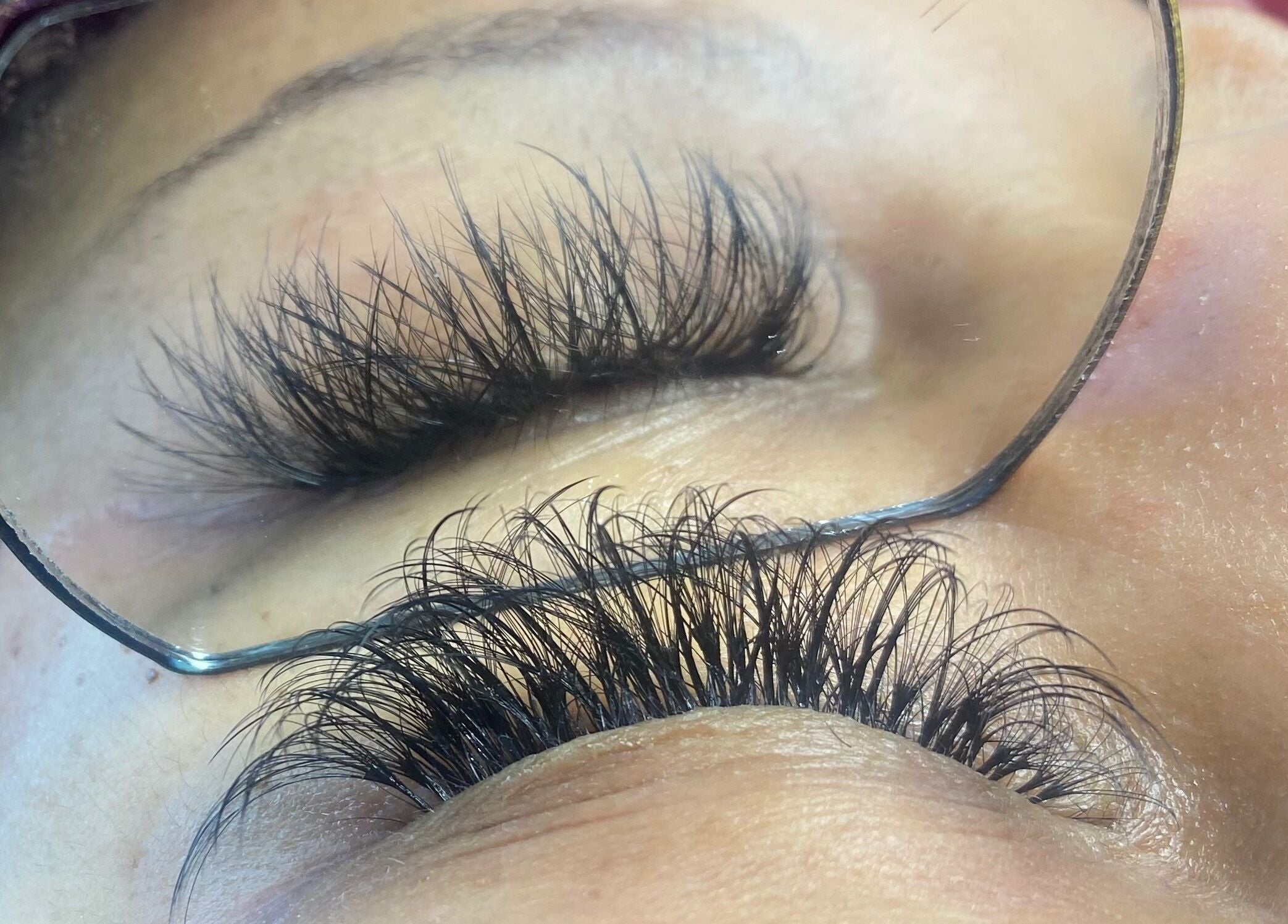 Close-up of lush lashes at Comfy Lux Lash in Fountain Inn, South Carolina, US, showcasing fine detail.