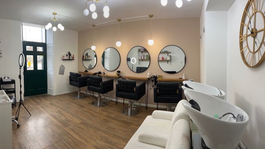 R&co Hair Boutique