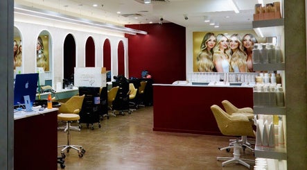 W Hair Bar -  Emu Plains