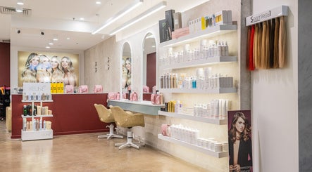 W Hair Bar -  Emu Plains imagine 3
