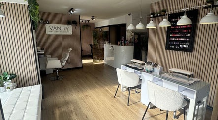 Vanity Beauty Naphill