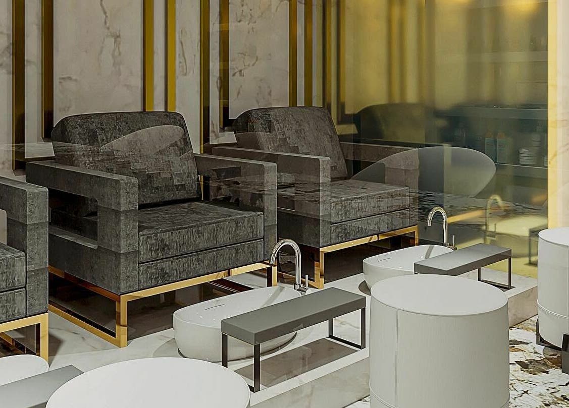 Área de spa en Eztravaganzza Nailroom Plus, Chihuahua, Chihuahua, MX con sillones de lujo.