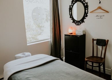 Salle de soins apaisante au Centre thérapeutique Jomasso Boucherville, Boucherville, Québec, CA.