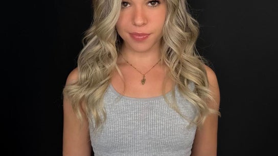 Ángel Antonio Hair Color Studio
