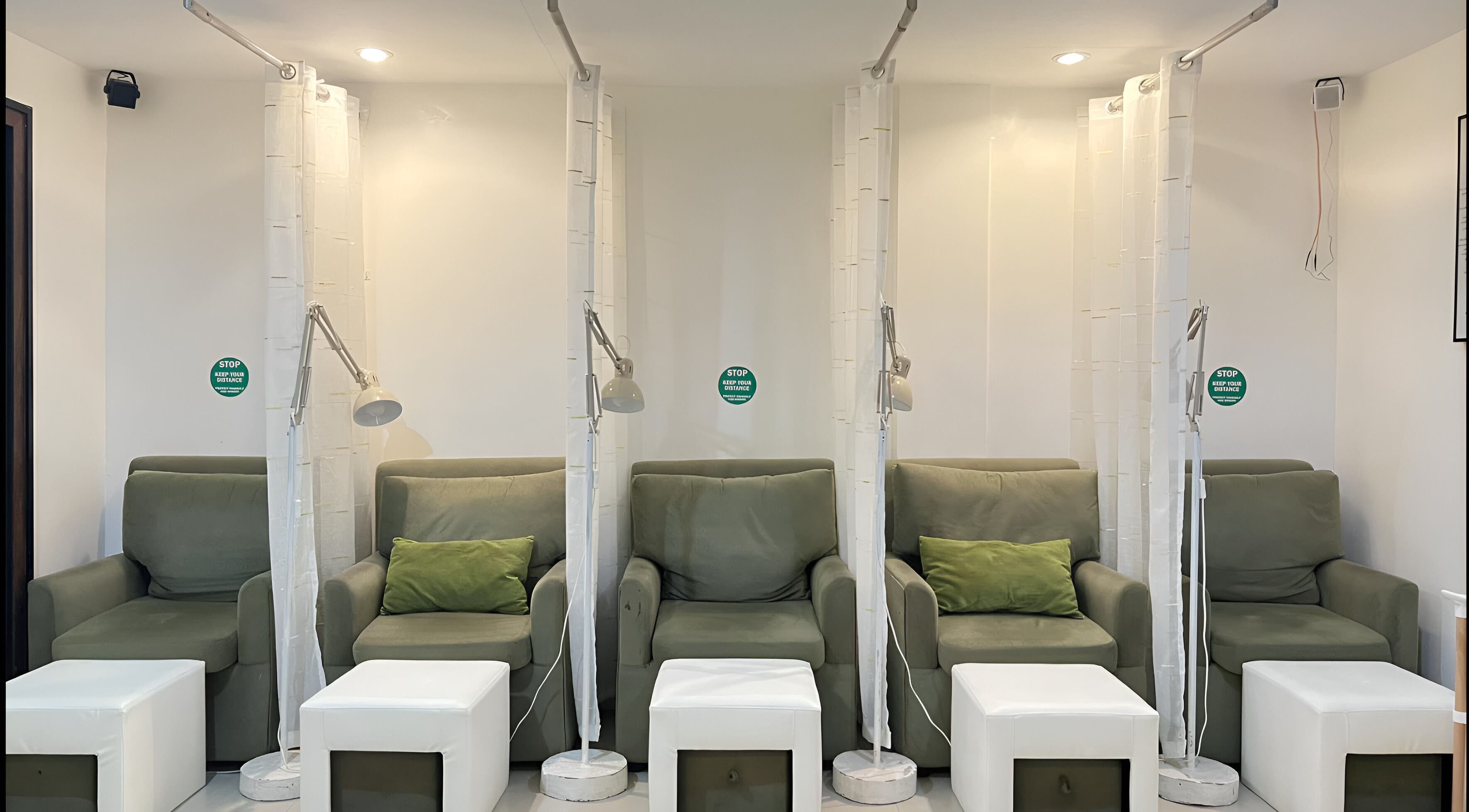 Relaxation chairs in a cozy setting at Yuan Spa Tomas Morato, Quezon City, Metro Manila, PH.