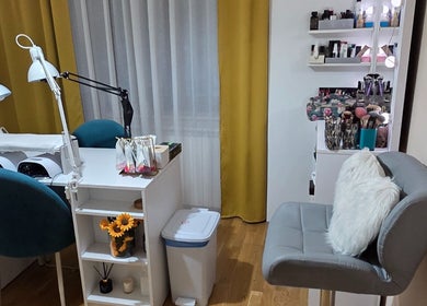 Chic beauty station at Alexandra C. Beauty, București, București, RO, featuring makeup and nail tools.