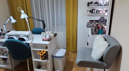 Chic beauty station at Alexandra C. Beauty, București, București, RO, featuring makeup and nail tools.