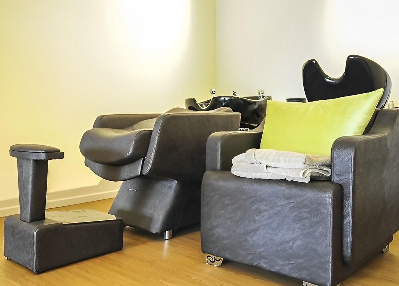 Luxurious salon chairs at Art-Noise Japanese Beauty Hair Salon SG, Singapore, Singapore, SG. Modern design and comfort.