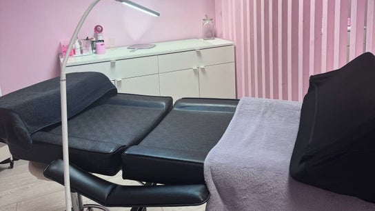 The Lash and Brow Parlour