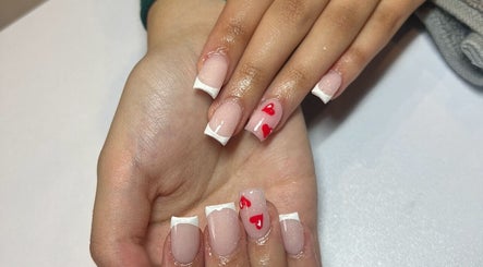 NailsByMarnii image 2