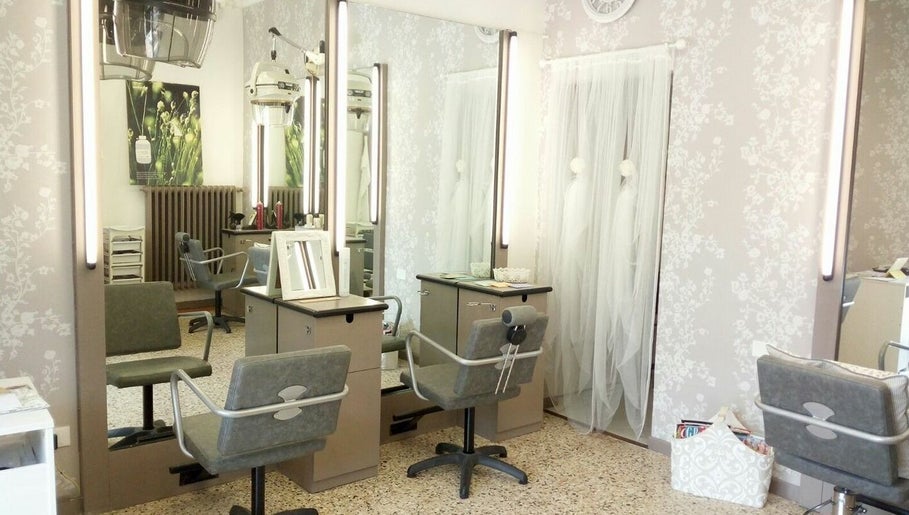 Veronica Hair salon – obraz 1