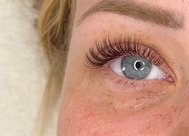 Extensions de cils à Lu’Cils, Sainte-marie-aux-chênes, Grand Est, FR pour un regard envoûtant.