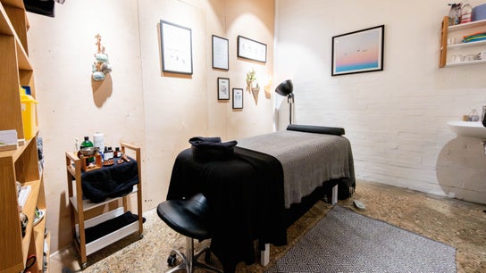 Maria Ninoles Wellness Ayurveda Breathwork and Massage