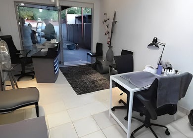 Cozy interior of ZiaLise Beauty Bar in Boksburg, Gauteng, ZA showcasing modern manicure station.