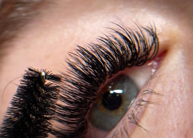 Close-up of expertly applied mascara on lush lashes at Majestic Beauty, Northampton, England, GB.