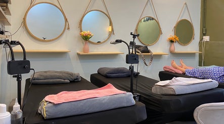 Relaxing spa setup at MIA Beauty & Academy, Thành phố Hồ Chí Minh, VN with cozy beds and decor.