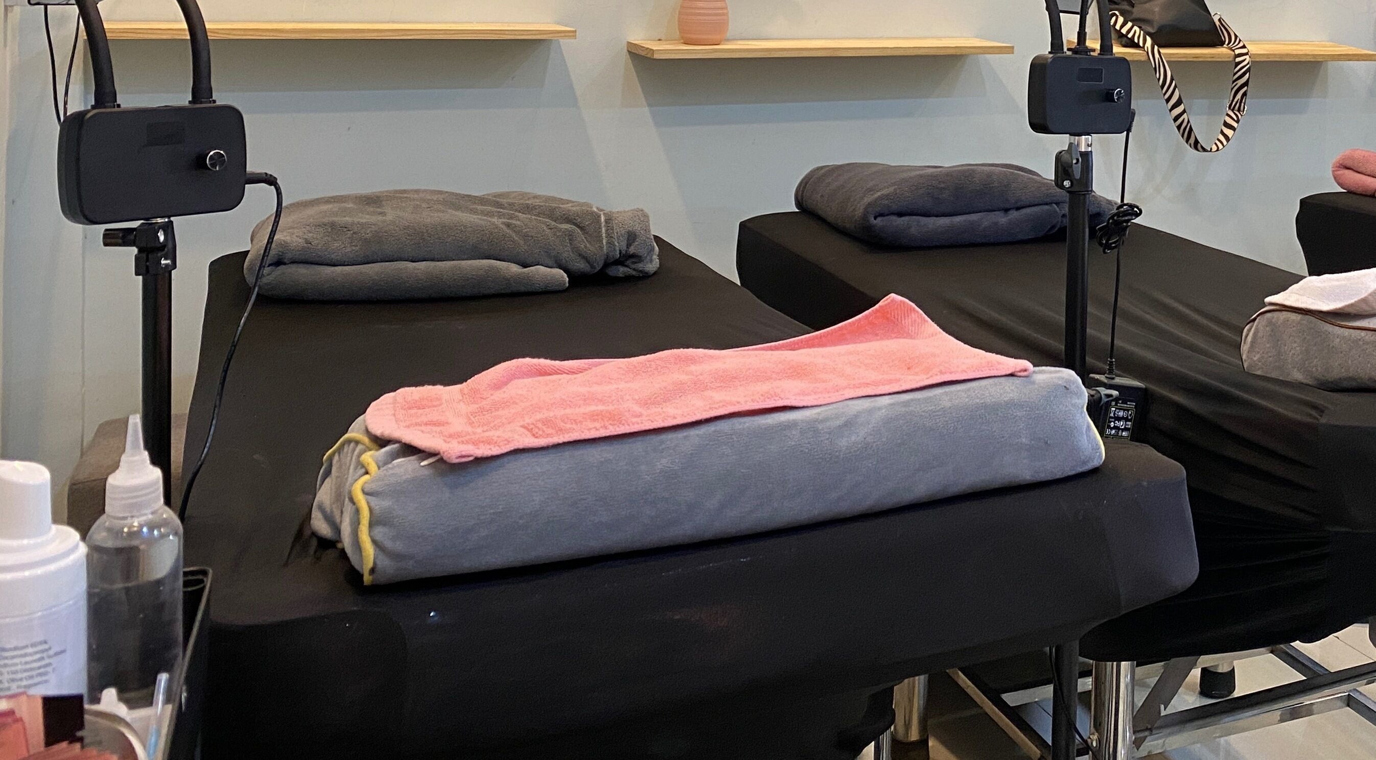 Comfortable massage tables at MIA Beauty & Academy, Thành phố Hồ Chí Minh, VN, ready for a relaxing session.