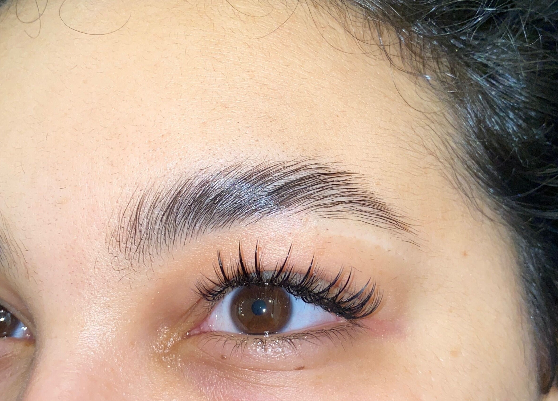 Close-up of expertly done lashes at MIA Beauty & Academy, Thành phố Hồ Chí Minh, VN.