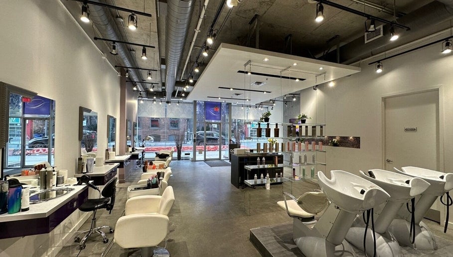 GOA Hair Salon Richmond St Wの画像：1