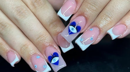 Nails by Molly (Not Taking On New Clients) изображение 2