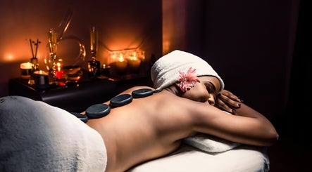 Spa Lew image 2