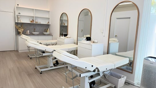 Queen Brows and Skin - Doncaster East