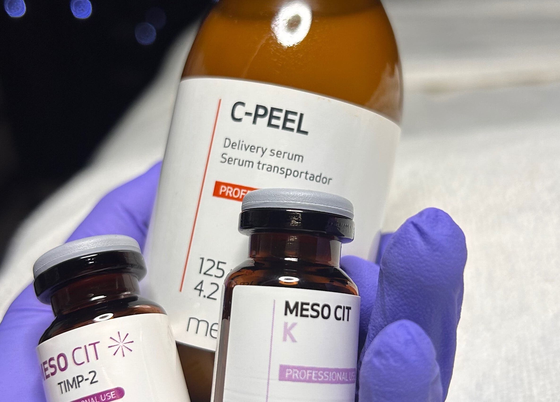 Serum profesional en Amore Sui Aesthetic, Lajas, lajas, PR para tratamientos de belleza.