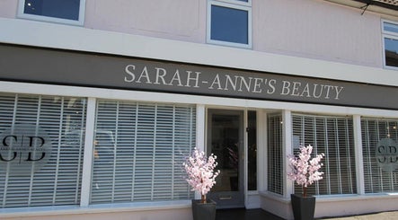 Sarah - Anne's Beauty image 3