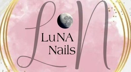 Luna Nails
