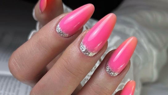 Magic Nails by Ewa / Home Based