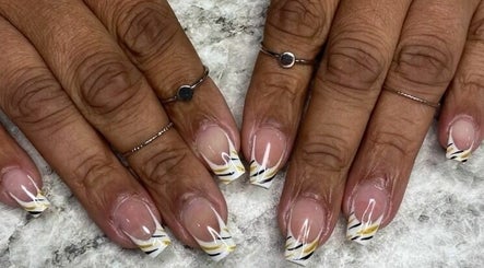 Just Handz by Lady P Nails image 3